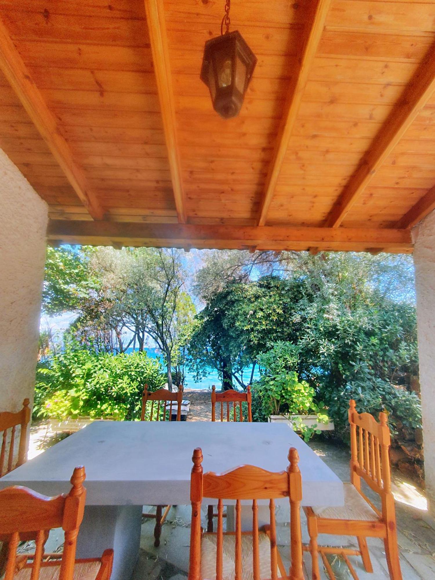 Villa Al-Ari Diakopto Extérieur photo